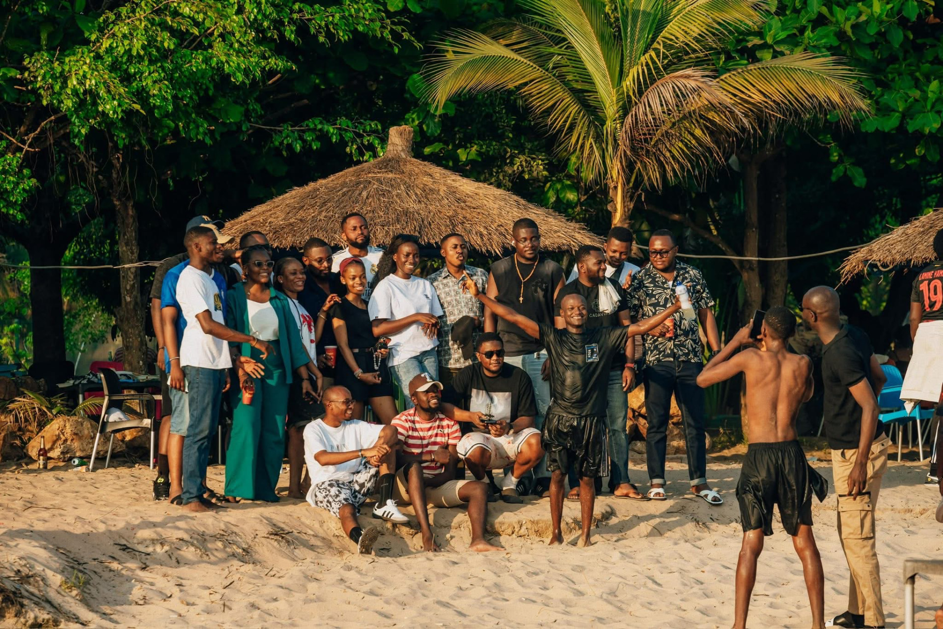 Picasso Beach au bord de la rivière N’sele — photo 10